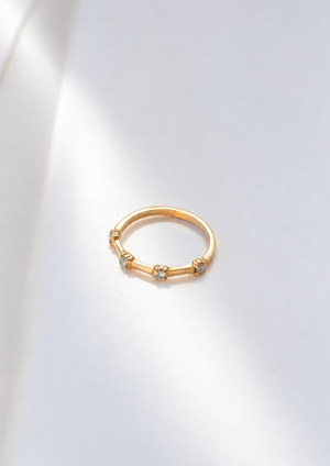 THE SEAL OF LOVE DIAMOND RING - Silver