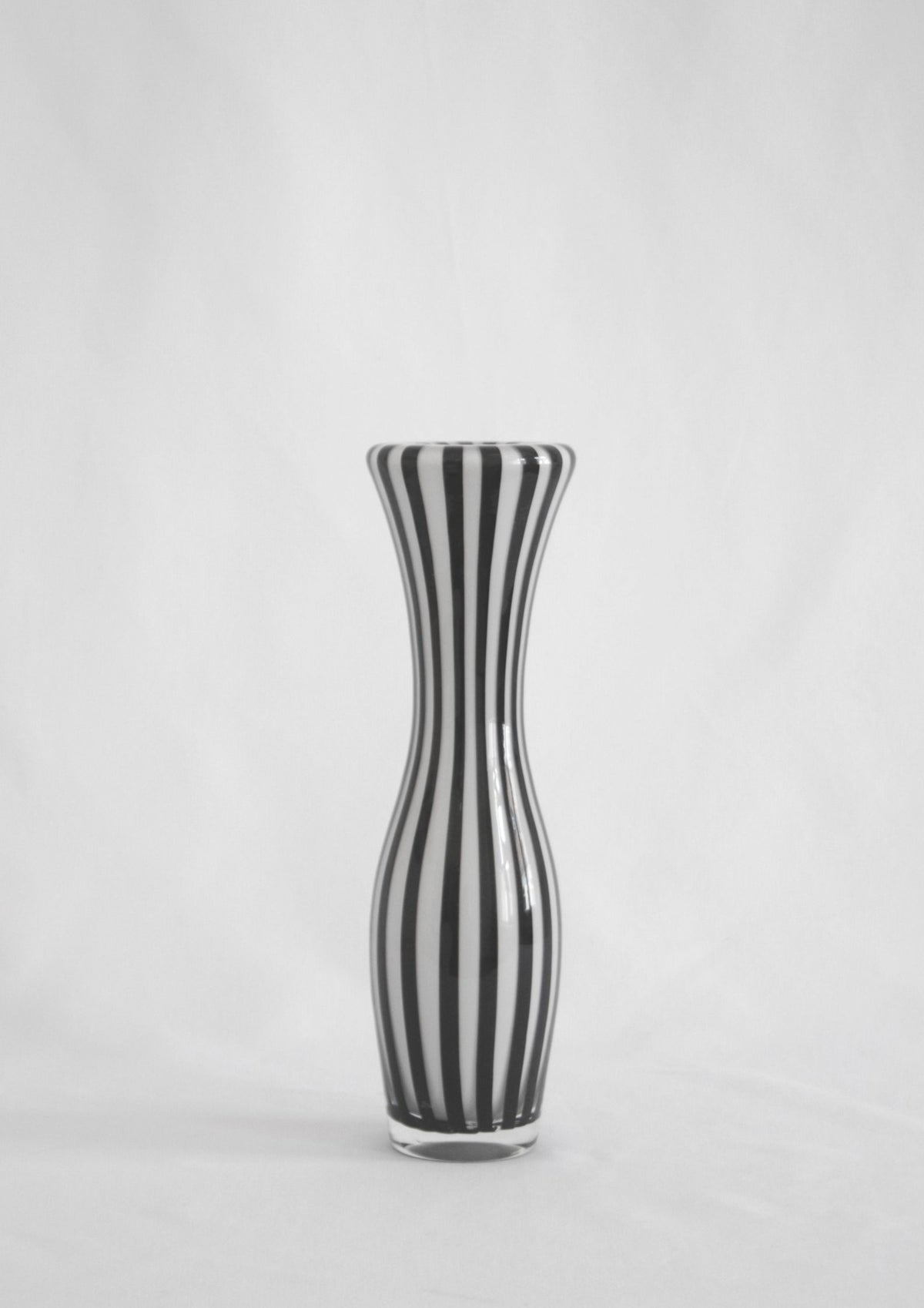 Black and white zebra vase from Leonardo, 1970&#39;s