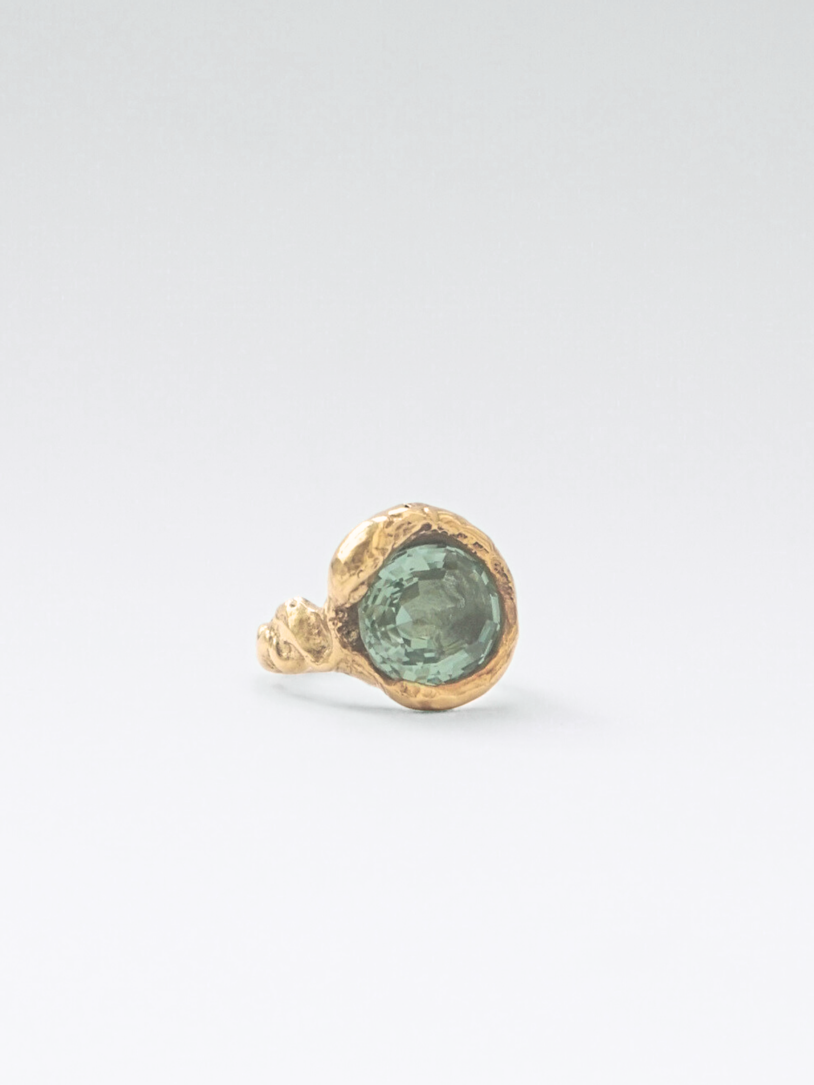 Bateg Ring Gold