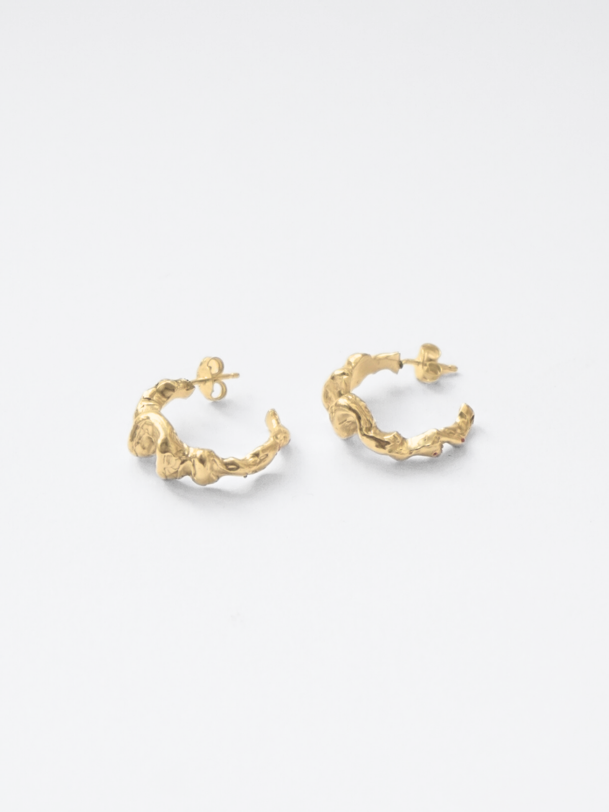 Continu Earrings Gold