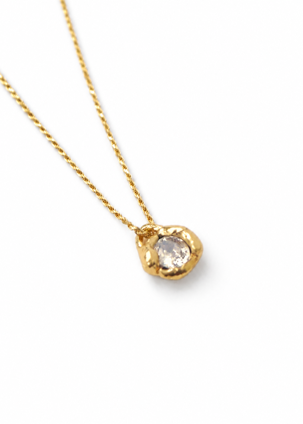 Llar Pendant Gold