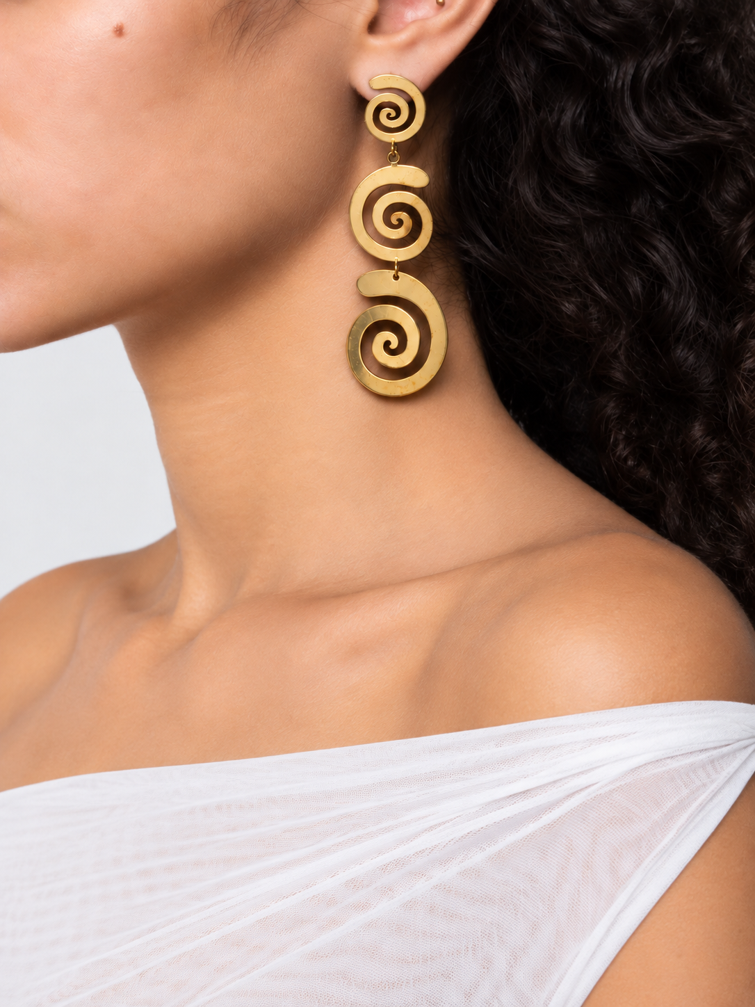 VICTORIA EARRINGS
