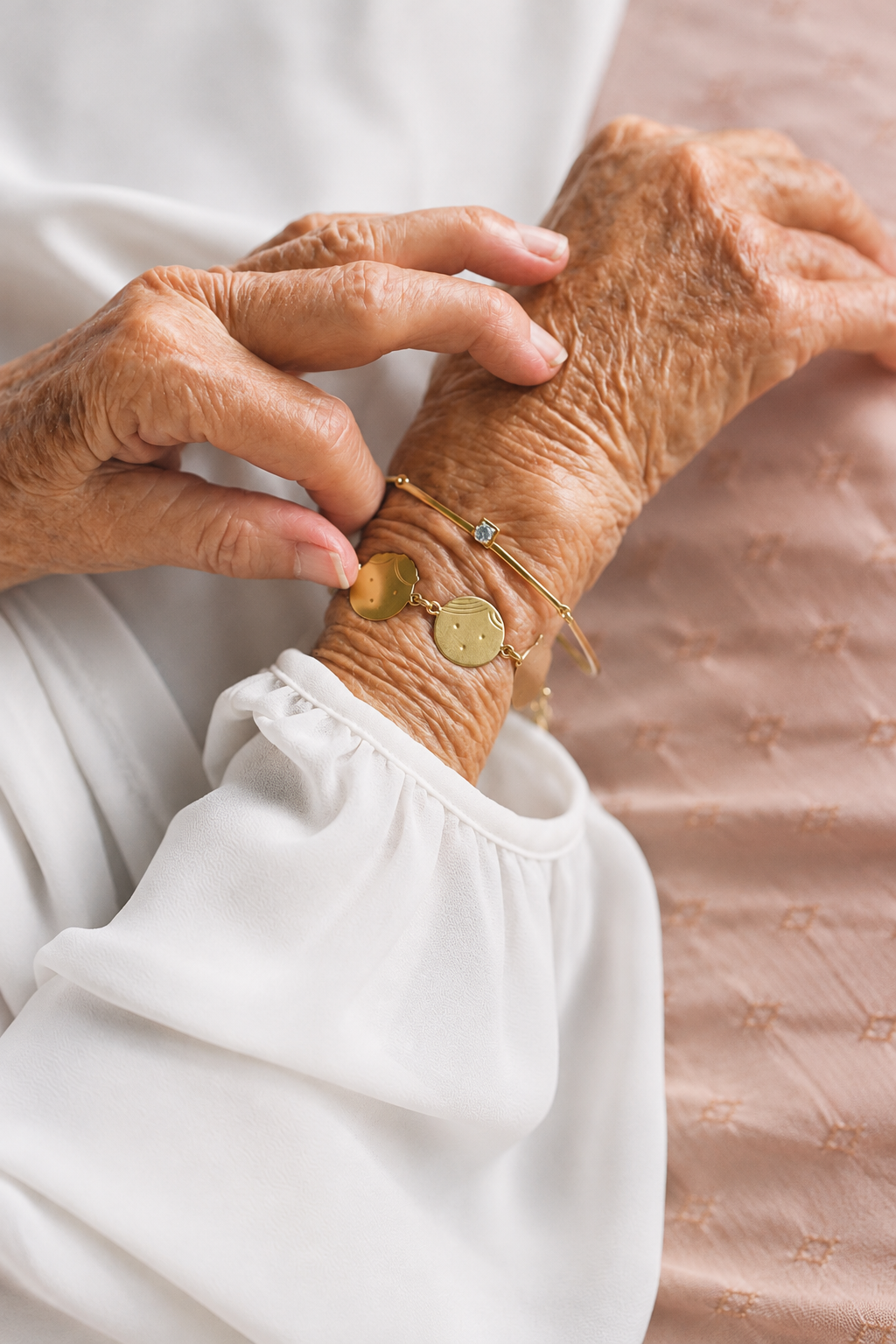THE FAMILY BRACELET