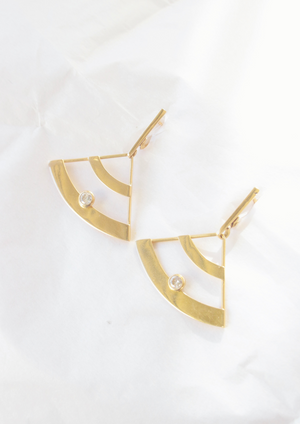 MOM'S DIAMOND EARRINGS - Gold