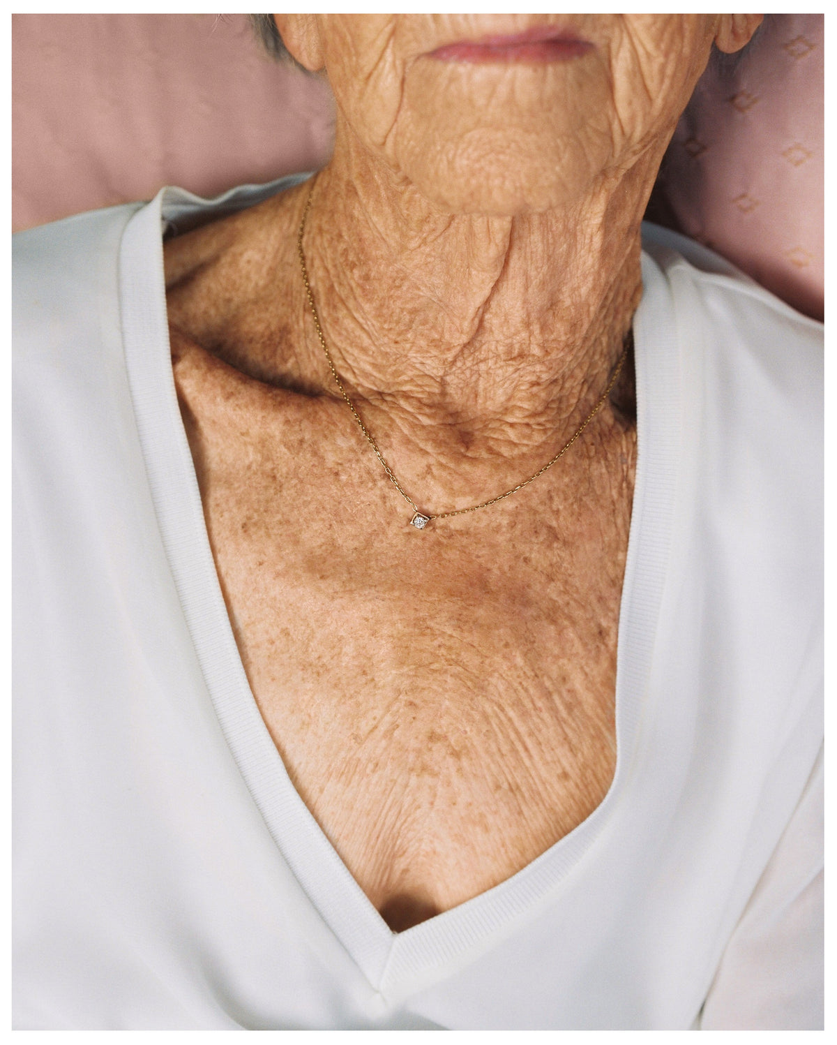 GRANDMA&#39;S DIAMOND PENDANT - Silver