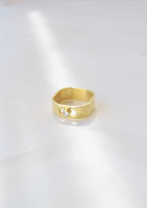 THE FOUNDING PILLAR RING - Gold